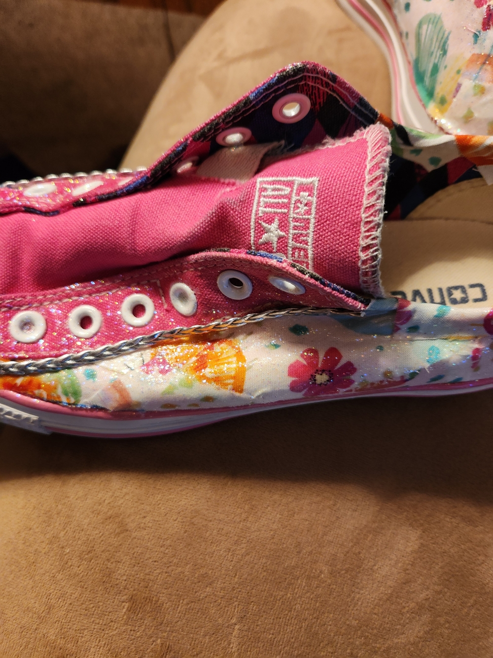 Converse Women’s Pink Floral Slip-On Canvas Sneakers - Picture 4 of 5